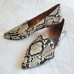 Esprit Loafers Vegan Snakeskin Pointed Toe Flat Shoe 7.5 NWOT